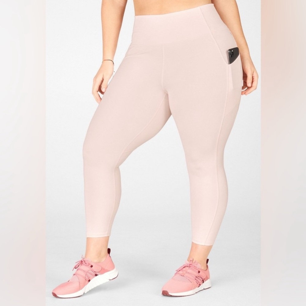 NWOT Fabletics Oasis PureLuxe High-Waisted Legging